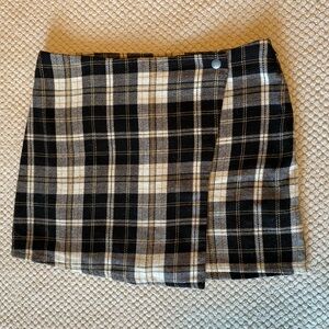 Plaid Black and White Skirt